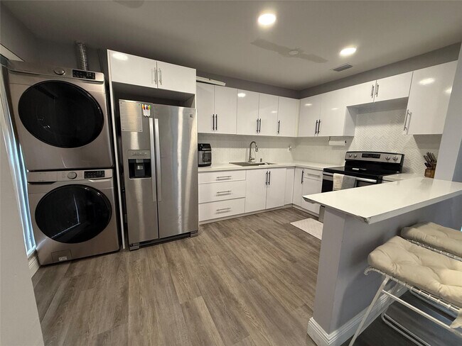 Foto del edificio - 20862 Vinesta Cir