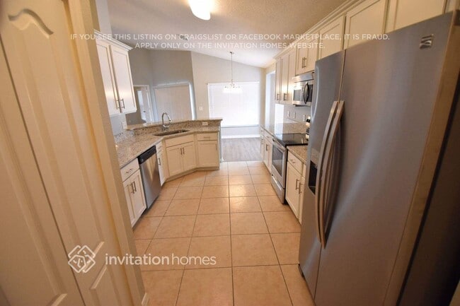 Foto del edificio - 16752 Cedar Run Dr