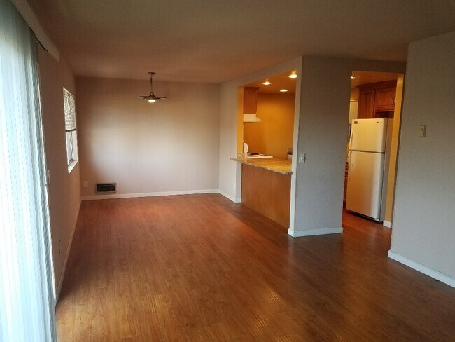 Building Photo - 1115 Reed Ave