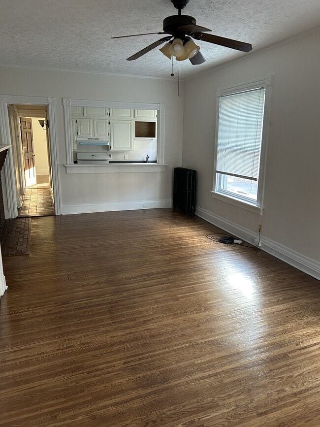 Foto del edificio - 137 Harvard St