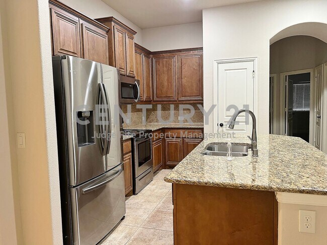 Building Photo - Meticulously Maintained 3/2/2 in Midlothia...