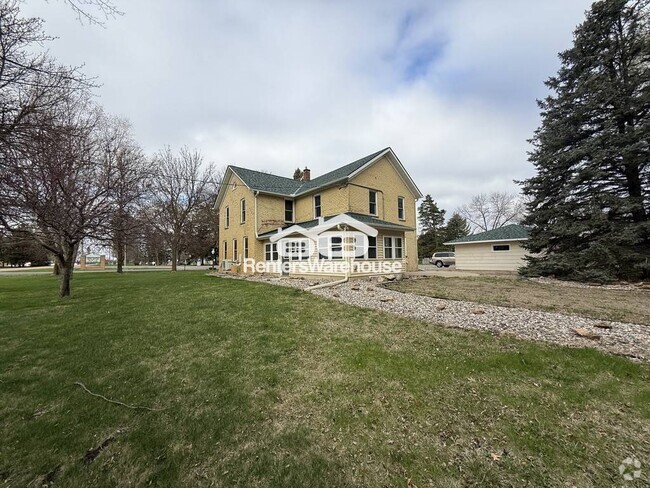 Building Photo - 15182 County Rd 40