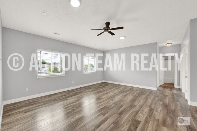 Foto del edificio - Top Floor Condo in Saratoga Springs!