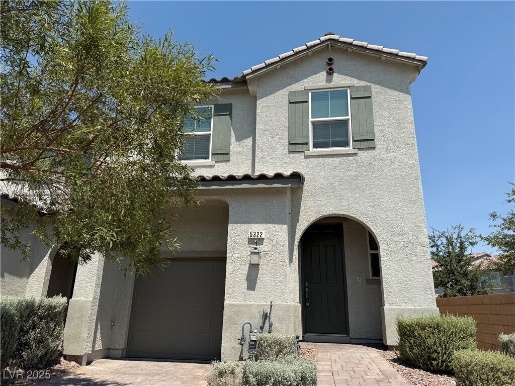 Foto principal - 5322 Lazy Breeze Ave