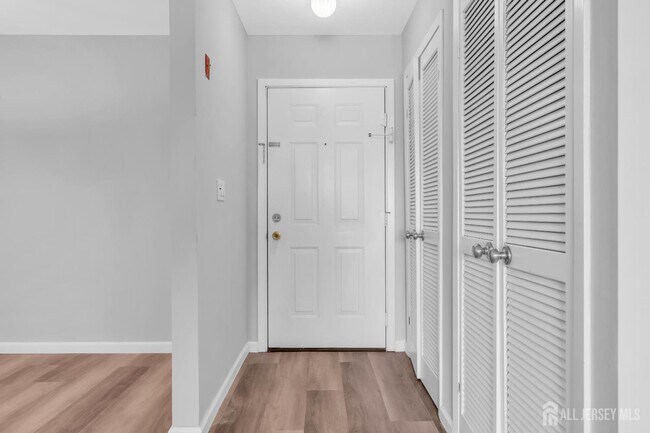 Foto del edificio - 213 Main St