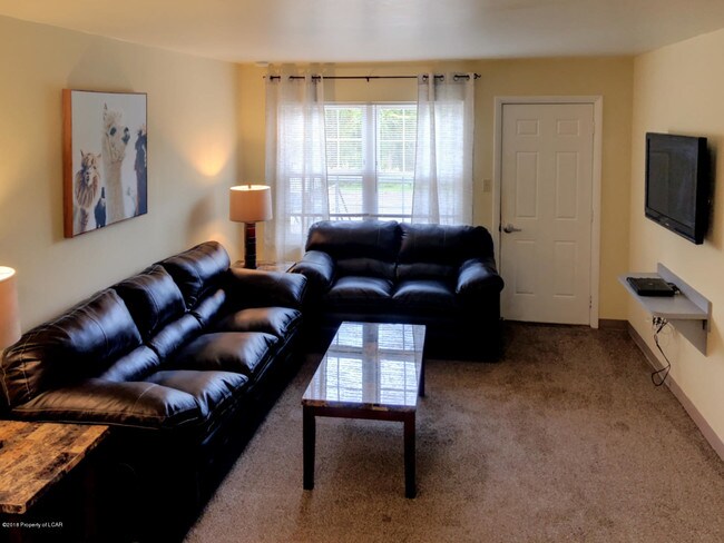 Building Photo - 42 Nittany Dr