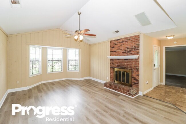 Building Photo - 6257 Sylva Rena Dr