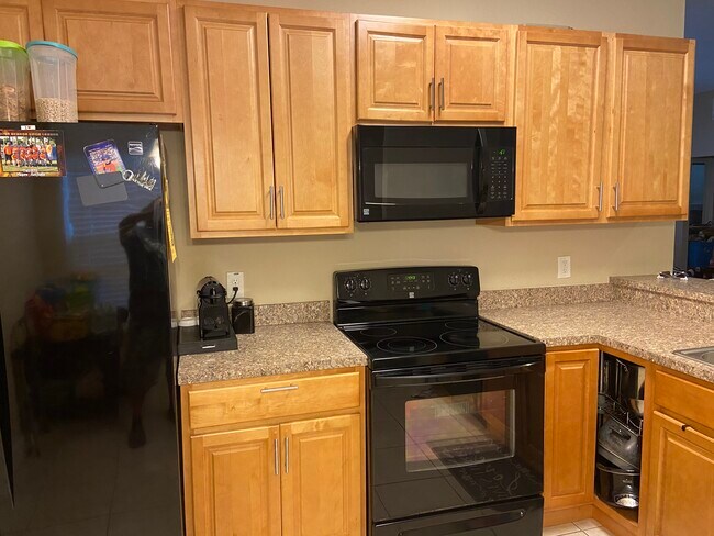 Foto del edificio - 2817 Woodruff Dr