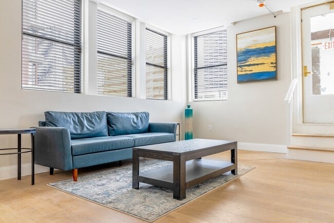 Foto del edificio - 42 Bromfield St