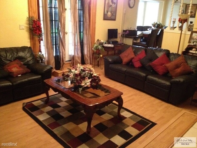 Building Photo - 3 br, 2 bath House - 2771 Laredo Rd