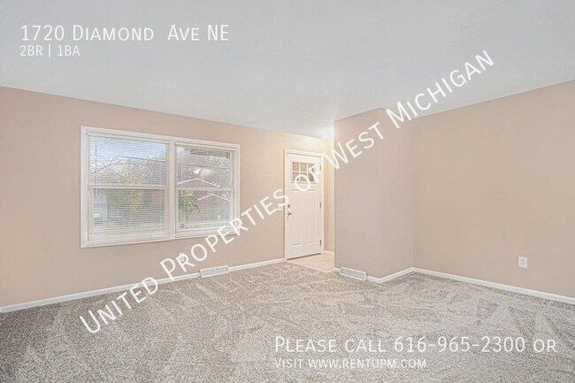Building Photo - Tours Estimated to Begin 3/13 | Cozy 2 Bed...