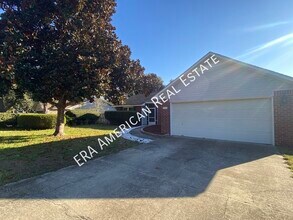 Building Photo - 2732 Beacon Ct
