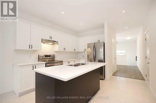 Photo du bâtiment - 407 Northglen Blvd