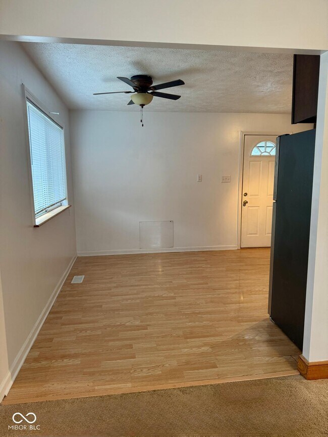 Foto del edificio - 1820 Cruft St