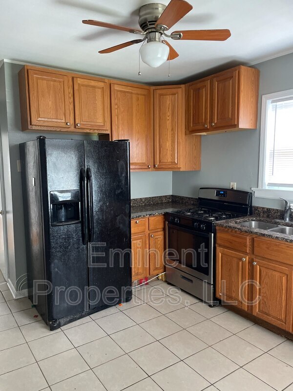 Foto del edificio - 8634 S Justine St