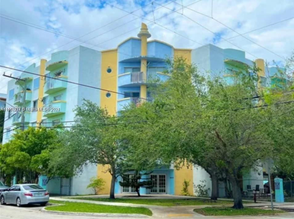 Foto del edificio - 2600 NW 23rd Ct