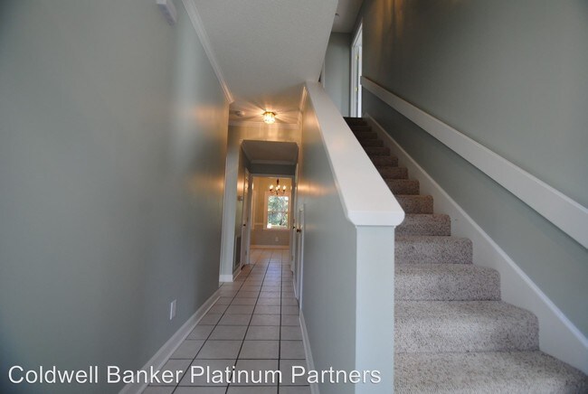 Building Photo - 3 br, 2.5 bath House - 8502 Heatherwood Dr.