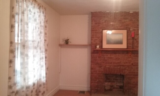 Foto del edificio - 70 Glenbury St