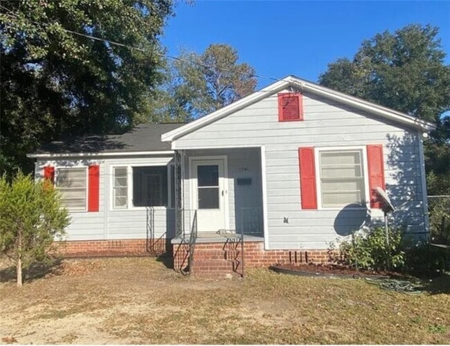 Building Photo - 1540 Burton Ave