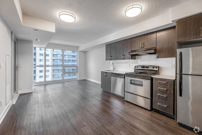 Interior Photo - 561 Sherbourne