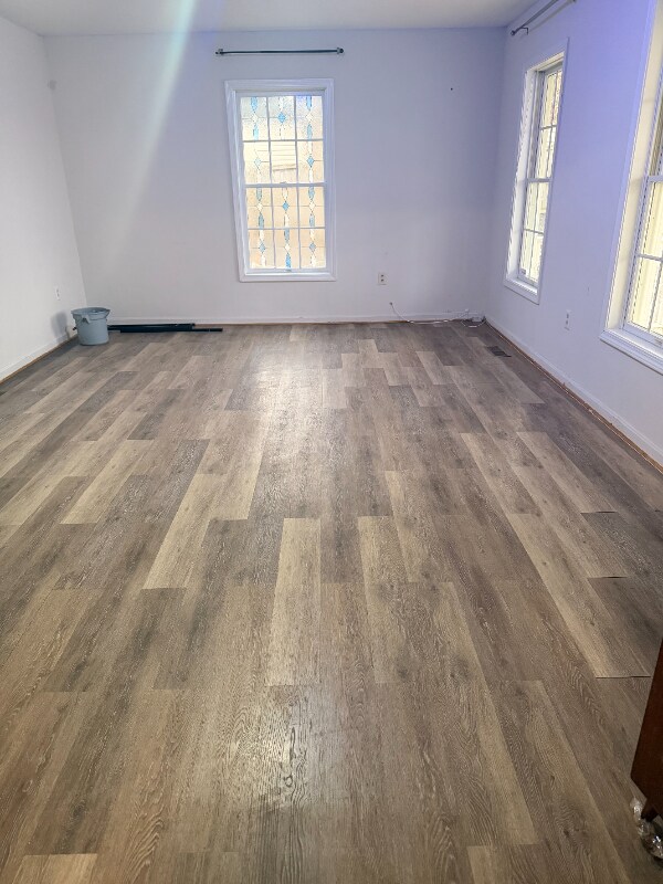 Foto del edificio - 9216 Crandall Rd