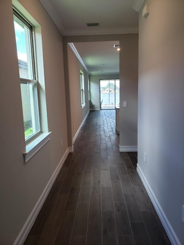 Building Photo - 208 Villoresi Blvd