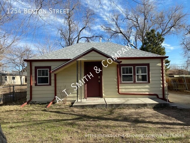 Photo - 1254 Benton St House