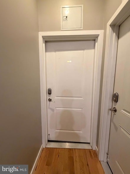 Photo - 1120 Walnut St Townhome