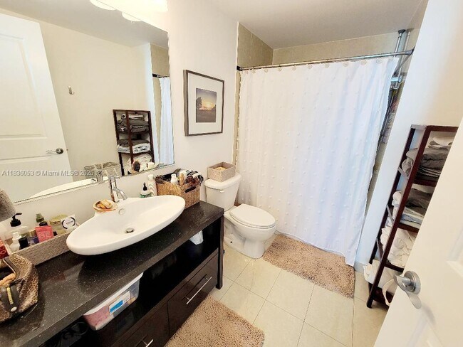 Foto del edificio - 480 NE 30th St