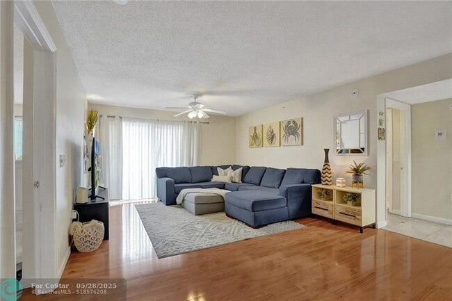 Building Photo - 5041 Wiles Rd