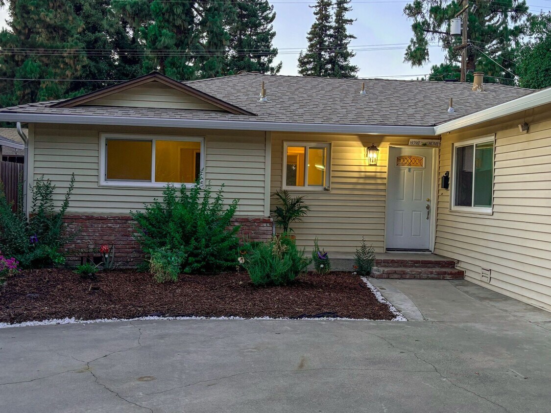 Foto principal - 1213 Multnomah Dr