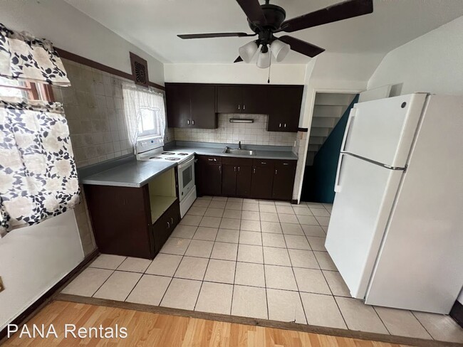 Building Photo - 3 br, 2 bath House - 101 Brookline Plaza