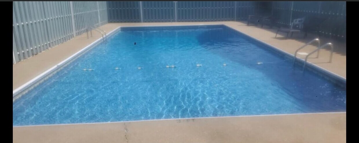 Foto principal - 361 Belmont Dr