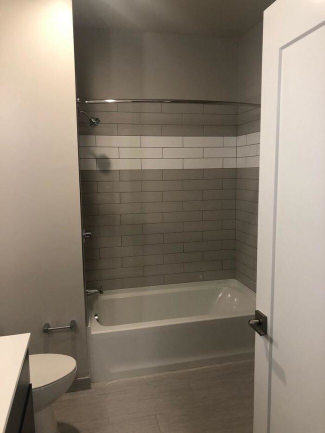 Foto del edificio - 2 bedroom in Quincy MA 02169