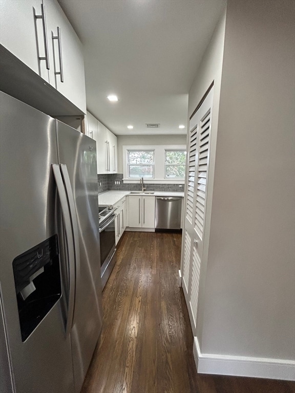 Building Photo - 9 Hawthorne Rd