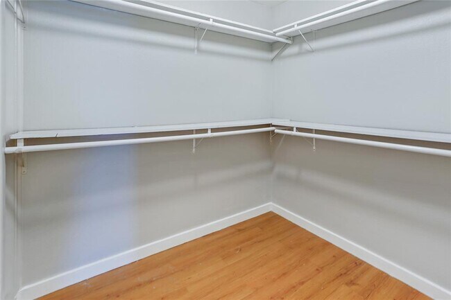 Foto del edificio - 3541 Mount Pleasant St