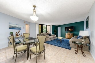 Building Photo - 2800 N Ocean Dr