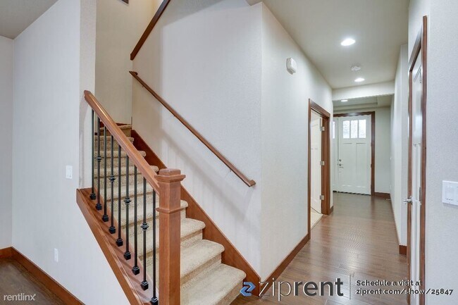 Foto del edificio - 4 br, 3 bath House - 231 197th Street Sout...