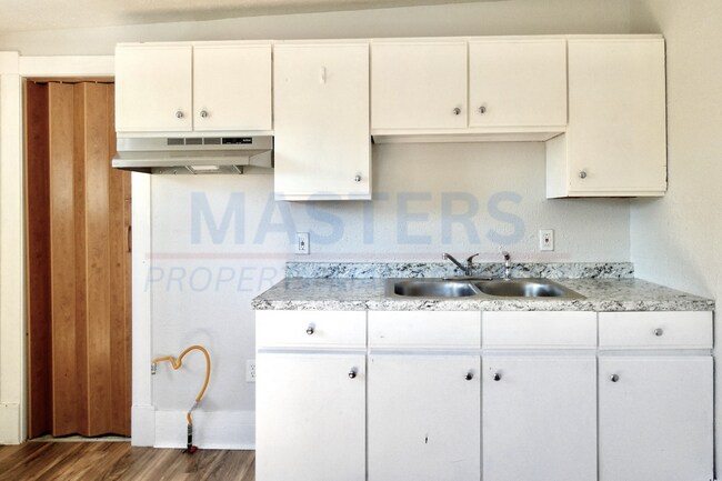 Foto del edificio - 420 Barker St