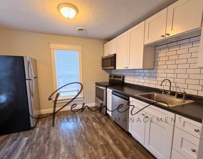 Building Photo - 133 S Lincoln St