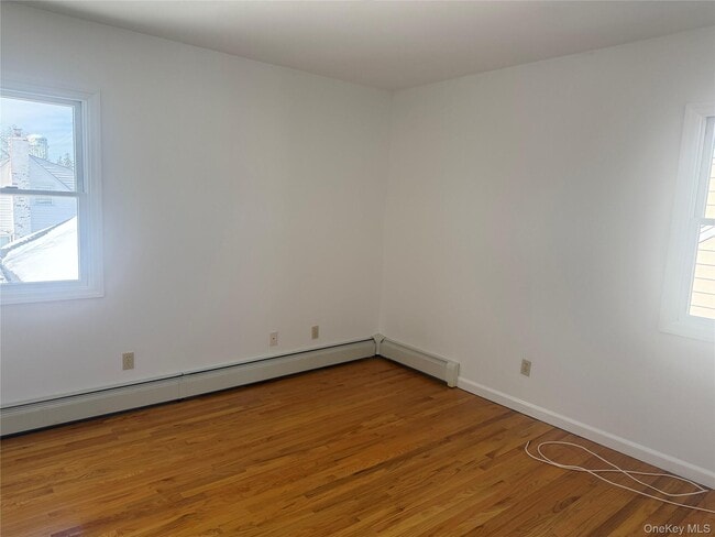 Building Photo - 219 Manhattan Ave