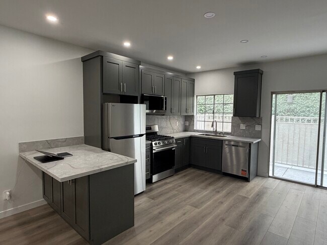 Foto del edificio - 10932 Bloomfield St