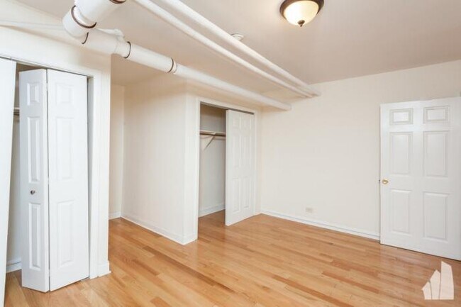 Foto del edificio - 1 bedroom in Chicago IL 60657