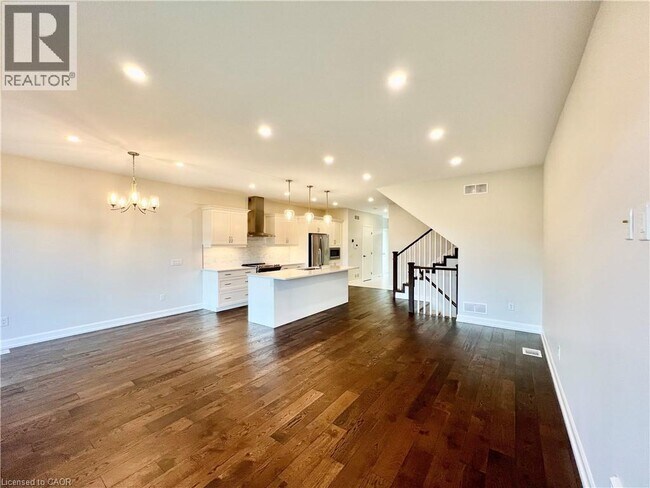 Building Photo - 7174 Parsa St