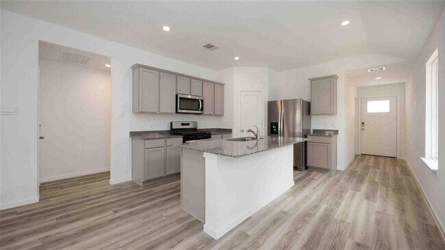 Foto del edificio - 13515 Lawson St