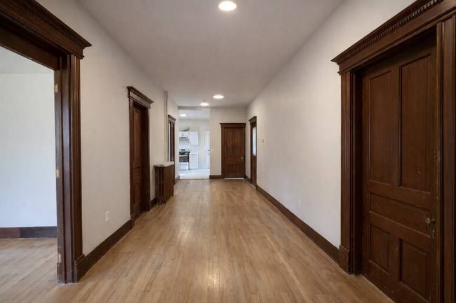 Foyer - 249 Fairfield Ave