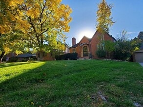 Building Photo - 663 Grape St