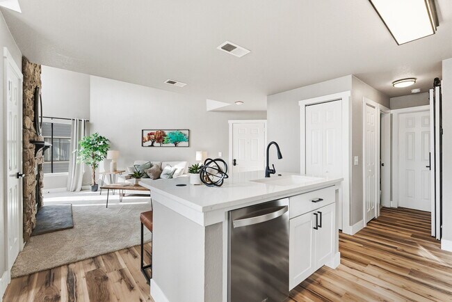 Foto del edificio - 5620 W 80th Pl