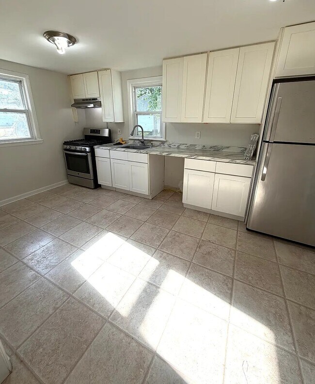 Foto del edificio - 267 Toms River Rd