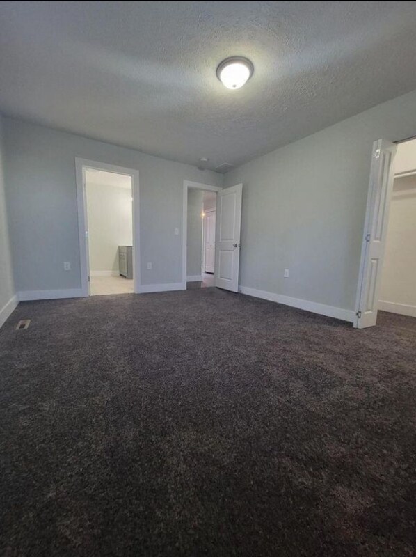 Foto del edificio - 247 Redbud St